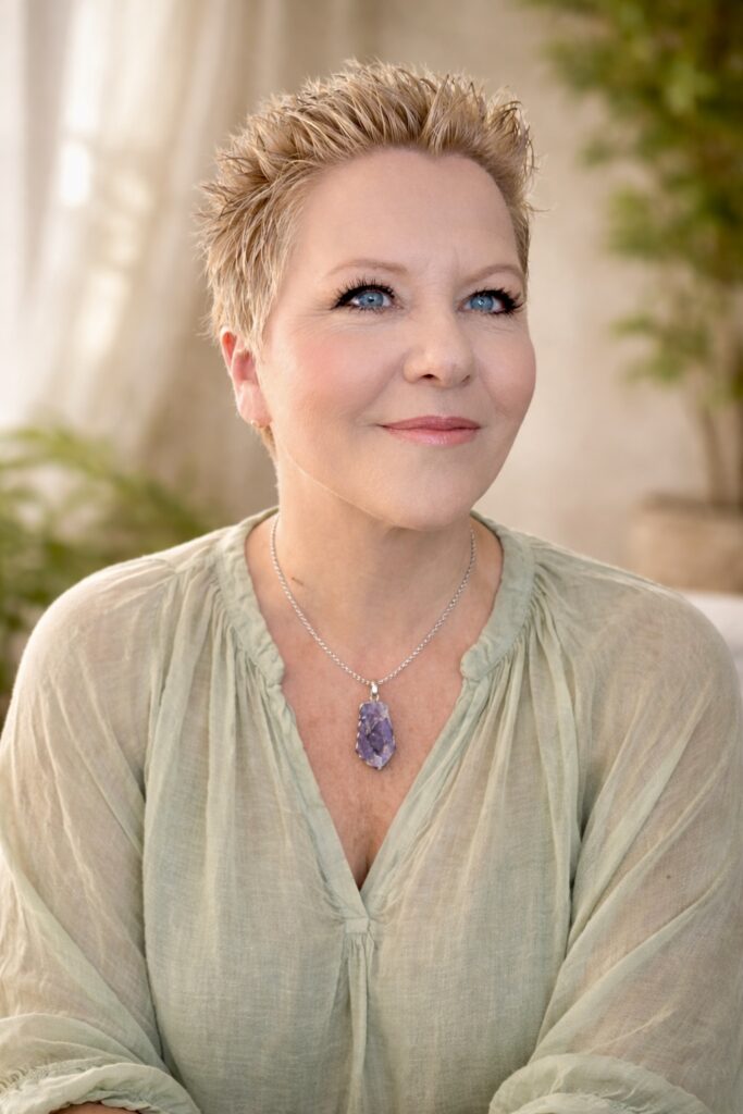 carlyjhahn hypnotherapist